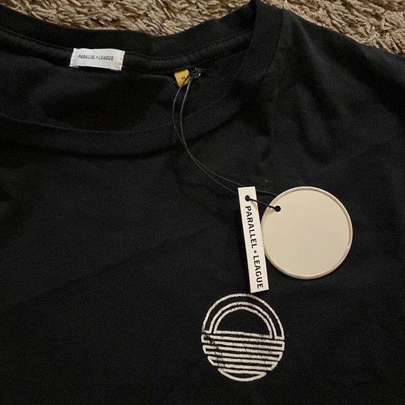 Parallel x League black and white REVERSE PRINT LOGO TEE NWT - Picture 4 of 4